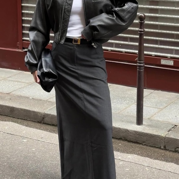 Gae Faux Leather Cropped Bomber - Picture 3 of 9